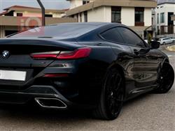 بي ام دبليو 8 الفئة